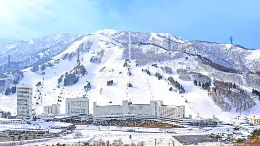 苗場プリンスホテル