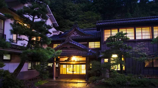 深谷温泉　元湯石屋