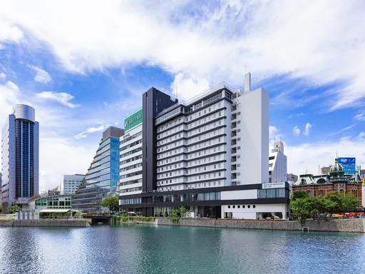 西鉄イン福岡　アクロス福岡前