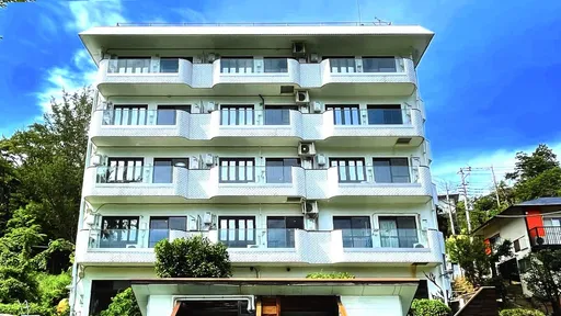 貸切温泉付コンドミニアムホテル　ガーランドコート宇佐美