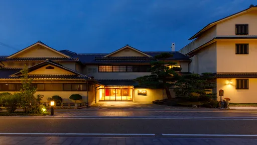 源泉かけ流し　大人の湯宿　越前あわら温泉　つるや